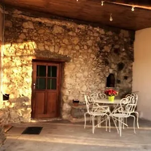 Hébergement de vacances Maison De Village Vue Montagne, La Gaude